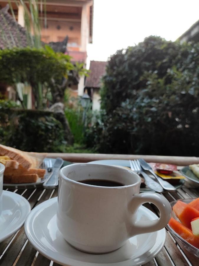 Dika Accommodation Ubud ภายนอก รูปภาพ